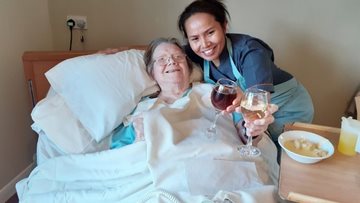Boston care home welcomes 2020 with New Years’ Eve brunch